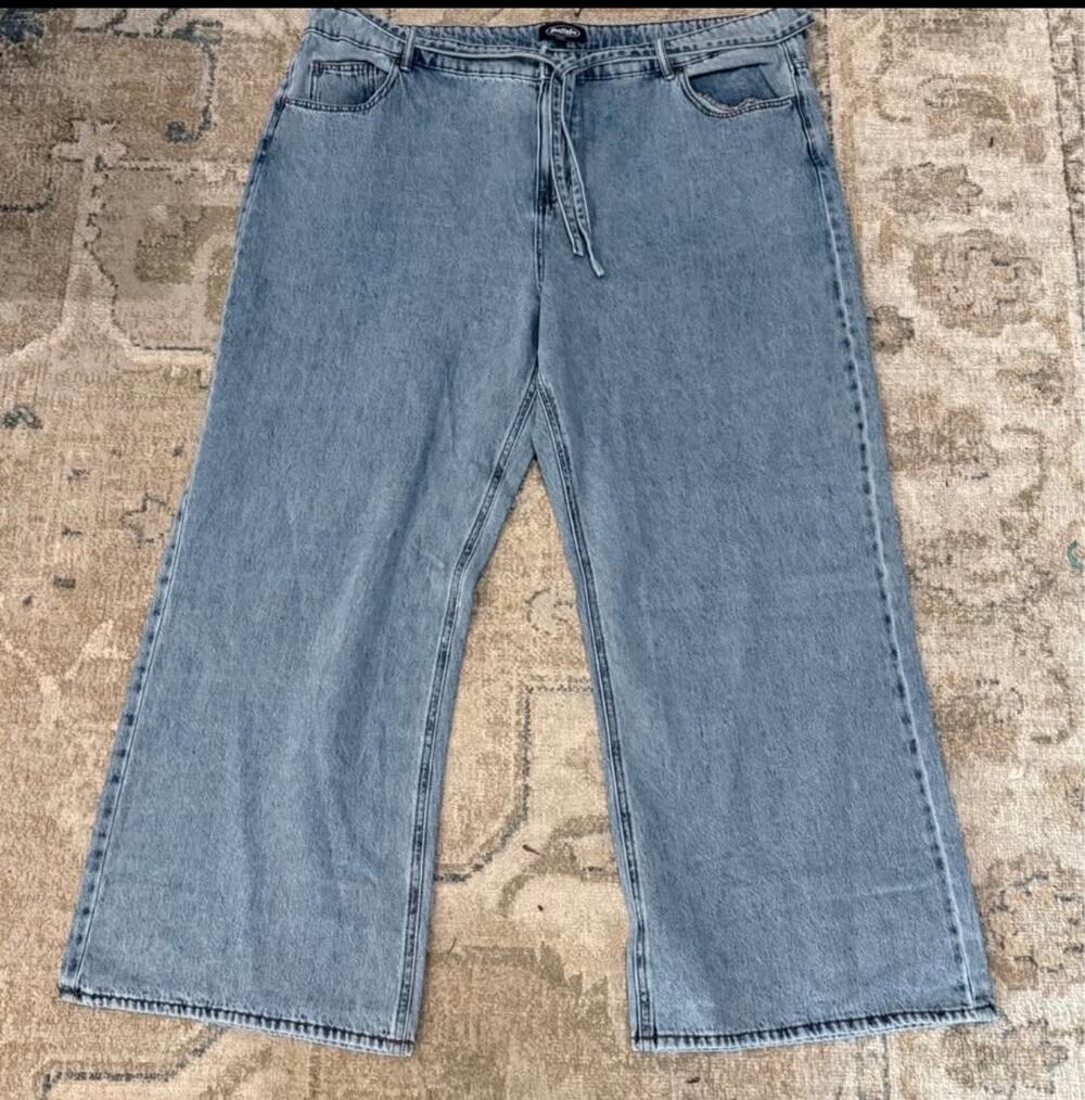 Buffalo Belted Wide Leg Jeans in Light Wash - Womens Size 20 NEW NWT